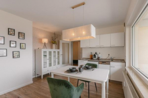 Exklusiv & Zentral: 1-Zi. Apartment mit Balkon Stellplatz